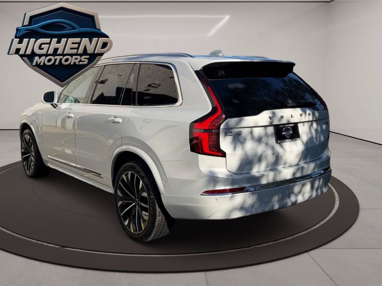 Used 2026 Volvo XC90 B6 Plus AWD/4WD image 4