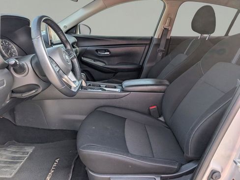 Used 2020 Nissan Sentra SV image 17