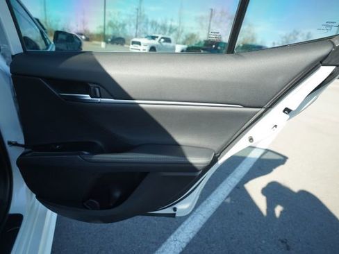 Used 2020 Toyota Camry XSE image 23