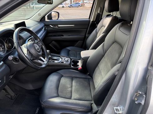 Used 2019 MAZDA CX-5 Touring image 12
