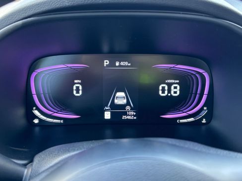 Used 2025 Kia Soul LX w/ LX Technology Package FWD image 39