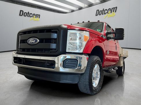 Used 2012 Ford F350 XLT w/ Snow Plow Prep Pkg image 4