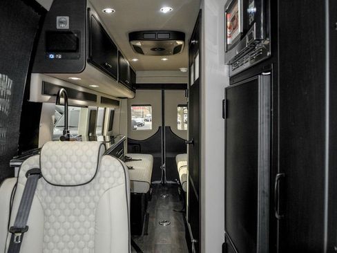 New 2025 Mercedes-Benz Sprinter 3500 image 29