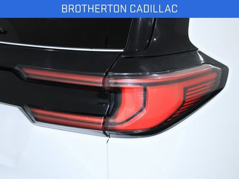 Certified 2024 GMC Acadia Elevation image 13