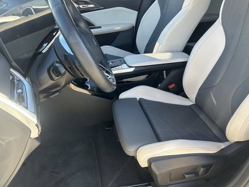Used 2024 BMW X2 xDrive28i w/ Premium Package AWD/4WD image 22