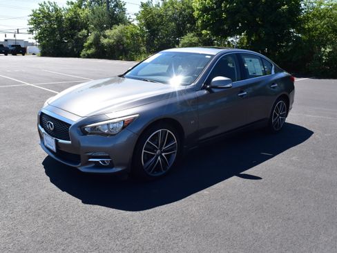 Used 2015 INFINITI Q50 Premium w/ Navigation Package AWD/4WD image 1