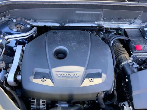 Used 2022 Volvo XC90 T6 Momentum w/ Advanced Package image 33