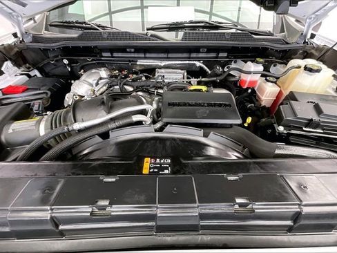 Used 2023 Chevrolet Silverado 2500 High Country w/ LPO, Hitch Package image 9