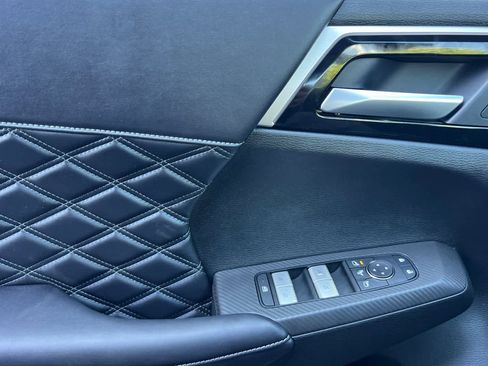 New 2026 Nissan Rogue Platinum image 13