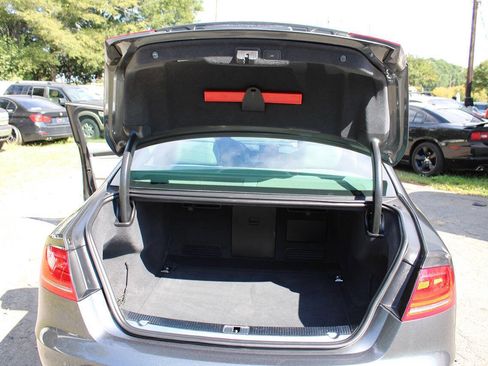 Used 2013 Audi S8 w/ Full Leather Pkg image 34