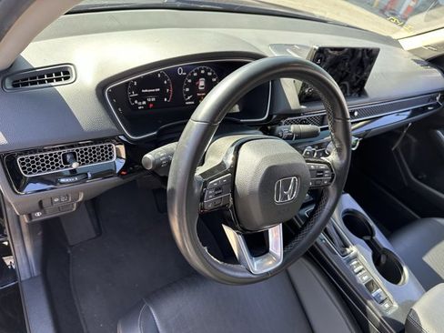 Used 2024 Honda Civic Touring image 9
