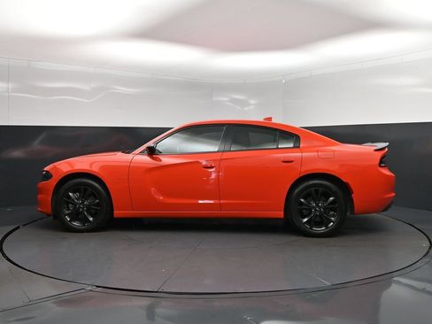 Used 2022 Dodge Charger SXT w/ Blacktop Package AWD/4WD image 4