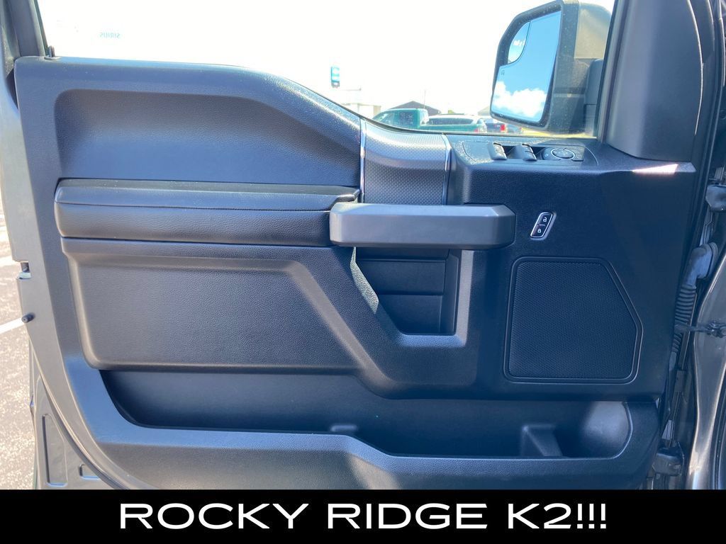 Used 2016 Ford F150 XLT w/ Equipment Group 302A Luxury AWD/4WD image 19