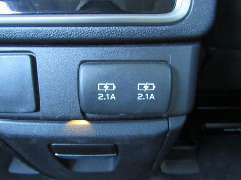 Used 2019 Subaru Ascent Limited w/ Popular Package #2 image 33