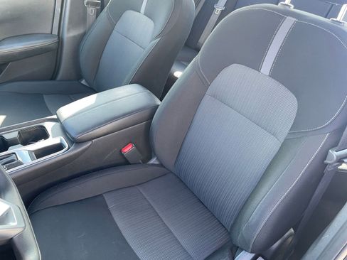 Used 2025 Nissan Sentra SV image 29