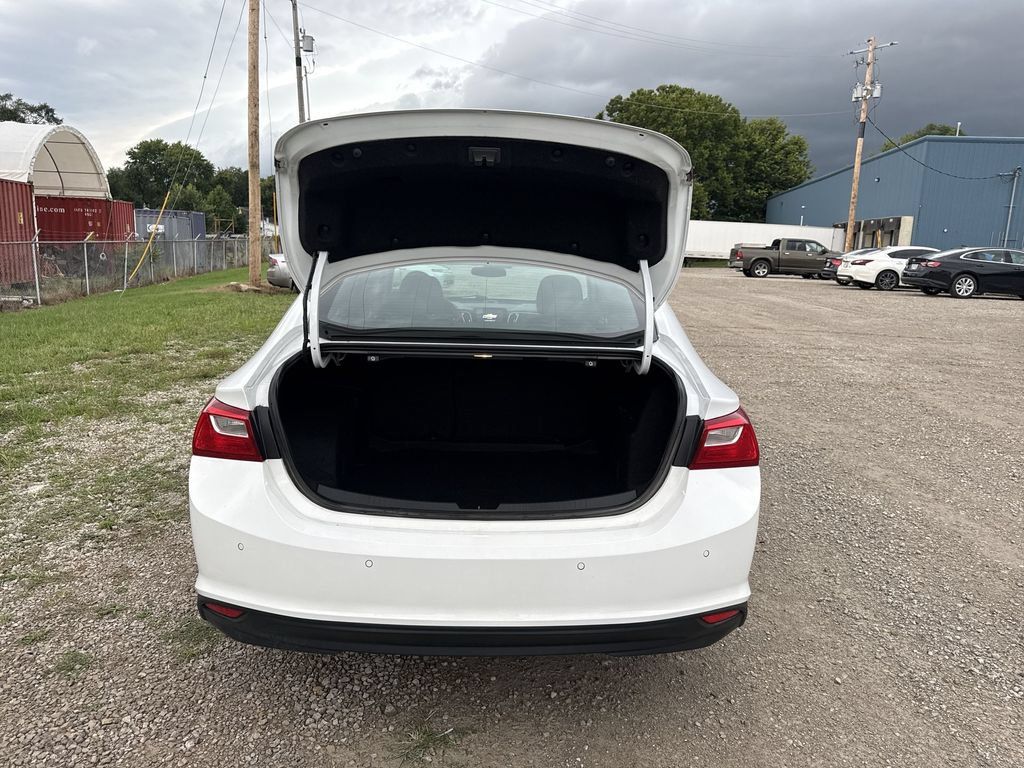 Used 2023 Chevrolet Malibu LS w/ Driver Confidence Package FWD image 19