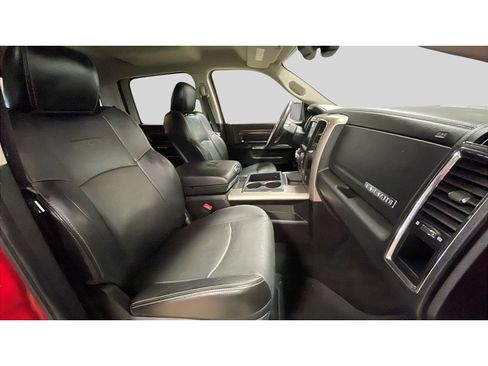 Used 2013 RAM 1500 Laramie w/ Convenience Group AWD/4WD image 17