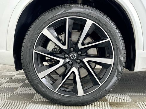 Certified 2021 Volvo XC90 T8 Inscription Expression w/ Advanced Package image 31
