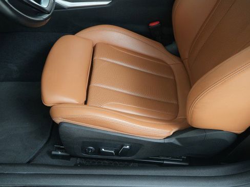 Used 2024 BMW 430i Convertible image 42