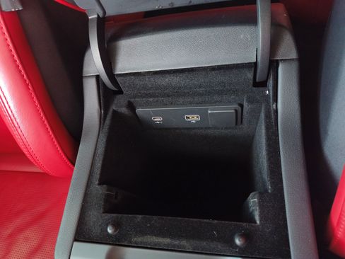 Used 2023 Jaguar F-PACE R-Dynamic S image 22