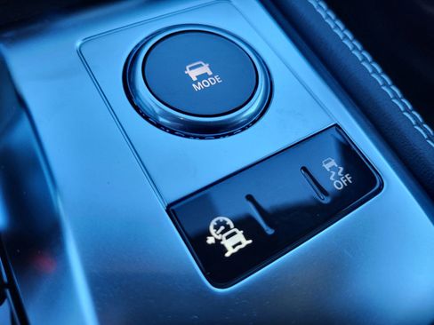 New 2025 Jaguar F-PACE R-Dynamic S image 29