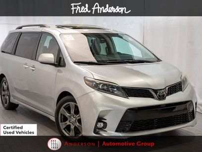 Used 2020 Toyota Sienna SE