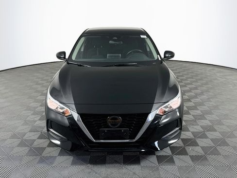 Used 2020 Nissan Sentra SV w/ Trunk Package FWD image 2