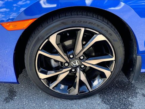Used 2020 Honda Civic Sport image 11