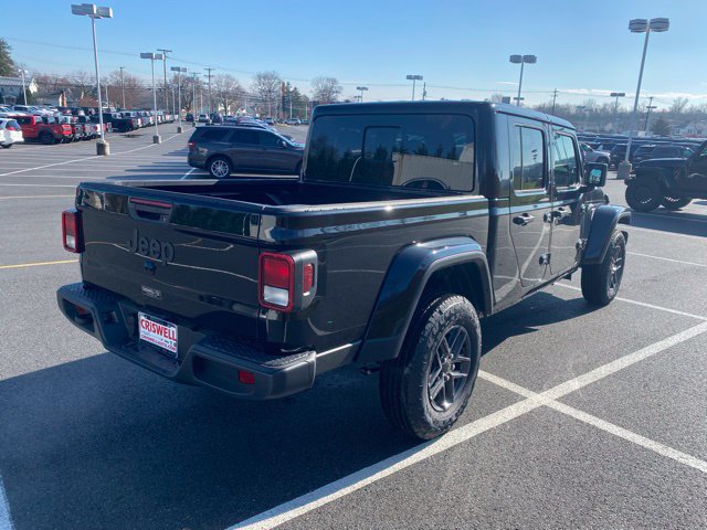 New 2026 Jeep Gladiator Sport AWD/4WD image 8