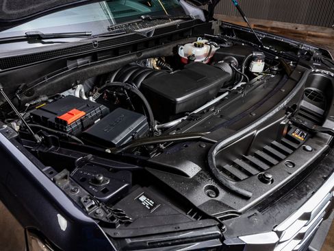 Used 2025 GMC Yukon Denali image 38