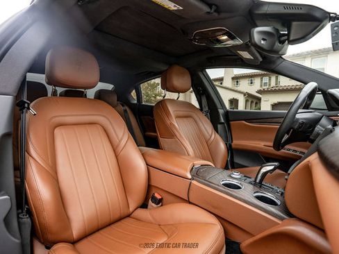Used 2023 Maserati Quattroporte GT RWD image 50