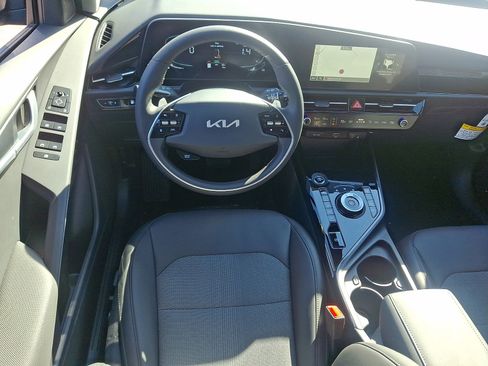 New 2025 Kia Niro EX w/ EX Cold Weather Package image 12