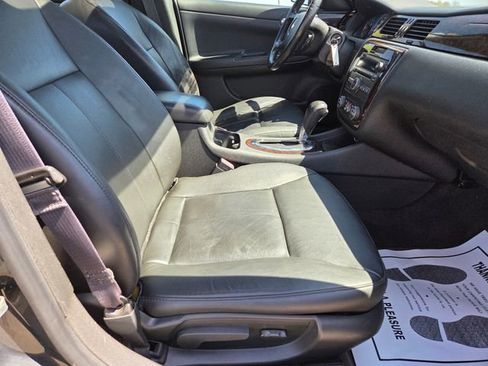 Used 2014 Chevrolet Impala LTZ image 32