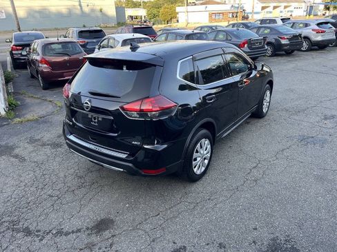 Used 2018 Nissan Rogue S AWD/4WD image 5