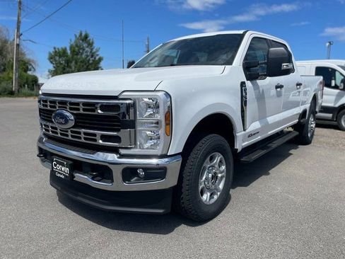 New 2025 Ford F350 XLT w/ FX4 Off-Road Package image 5