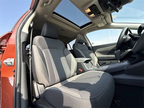 Used 2025 Subaru Crosstrek 2.0i Premium image 24