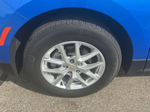 Used 2024 Chevrolet Equinox LT FWD image 9