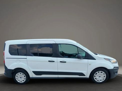 Used 2017 Ford Transit Connect XL image 9