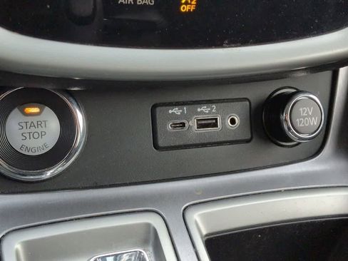 Used 2020 Nissan Murano S image 29