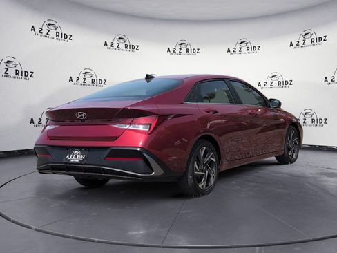 Used 2024 Hyundai Elantra Limited FWD image 6