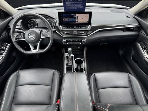 Used 2023 Nissan Altima 2.5 SR w/ SR Premium Package FWD image 10