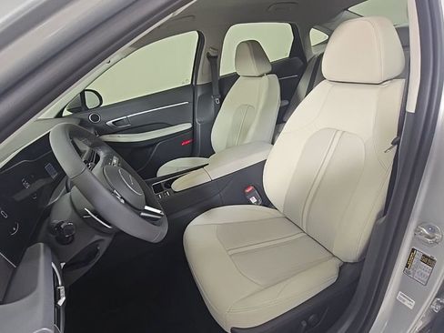 New 2026 Hyundai Sonata SEL FWD image 15