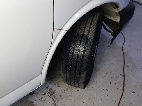 Used 2020 Chevrolet Express 2500 Extended w/ Communications Package image 36