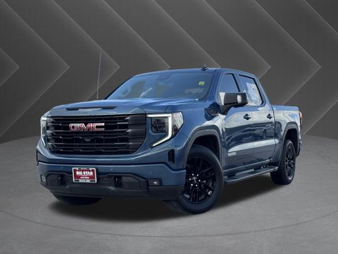 Used 2025 GMC Sierra 1500 Elevation w/ Preferred Package RWD image 2
