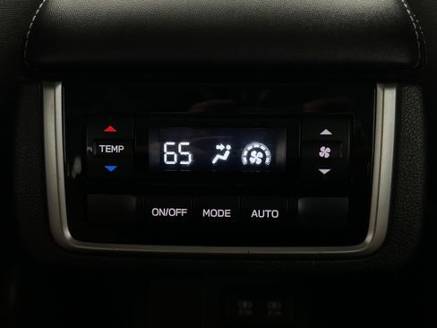 Used 2021 Subaru Ascent Premium w/ Convenience Package AWD/4WD image 28