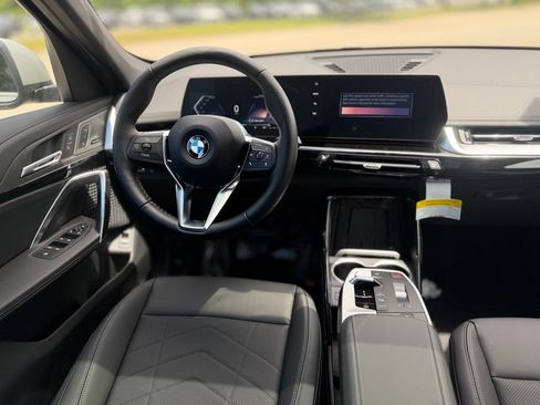 New 2026 BMW X1 xDrive28i w/ Convenience Package AWD/4WD image 10