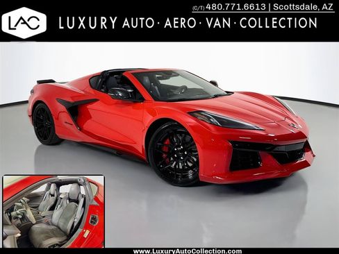 Used 2025 Chevrolet Corvette Z06 RWD image 1