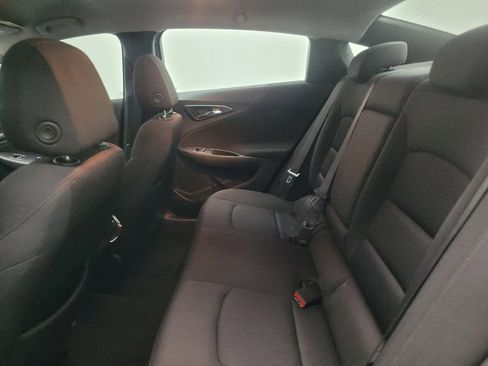 Used 2021 Chevrolet Malibu LT FWD image 18