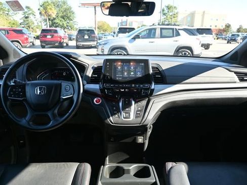 Used 2023 Honda Odyssey Sport image 12