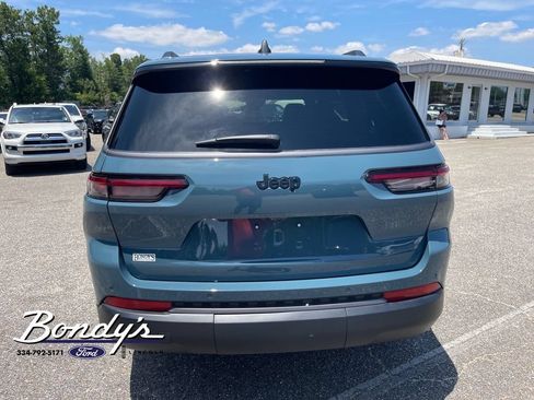 Used 2026 Jeep Grand Cherokee L Limited w/ Limited Altitude Package RWD image 13